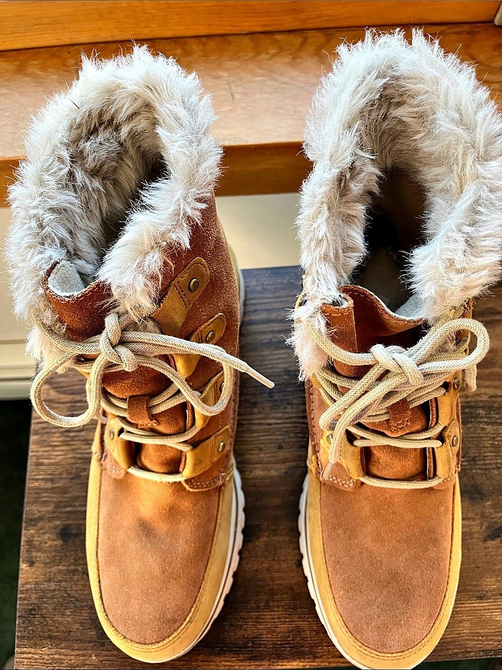 Sorel Explorer Joan Waterproof Winter Boots Faux Fur-Lined Brown & Tan Boots